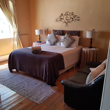 Karoo Manor Guesthouse And Restaurant Richmond  Exterior photo